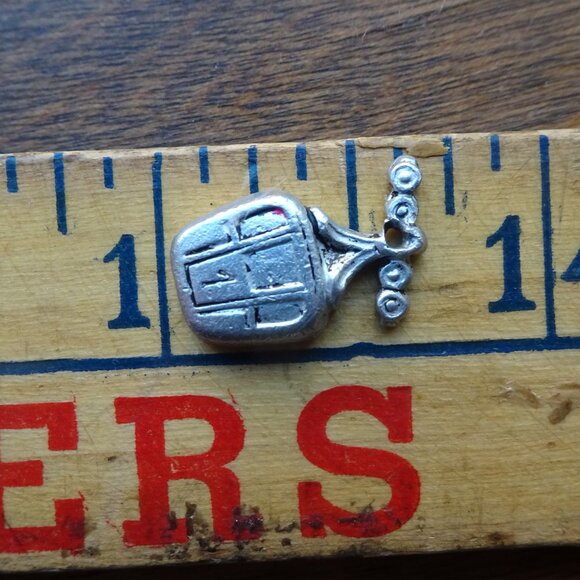 1970s Banff Alberta Gondola Pendant Charm - Picture 3 of 3